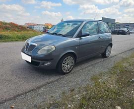 Lancia Y