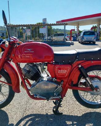 Moto Guzzi Lodola 235
