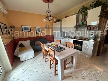 Appartamento con garage e posto auto a Riposto