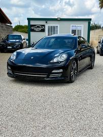 Porsche Panamera 3.0 Diesel Platinum Edition come 