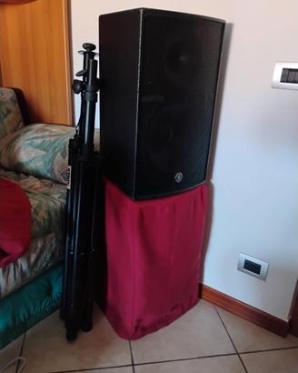 Casse amplificate da 250 W RMS