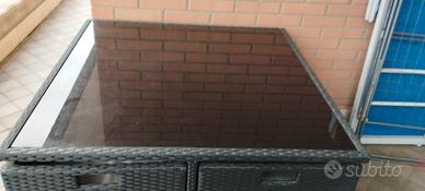 tavolo nero rattan e vetro temperato 