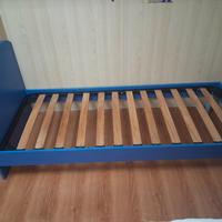 Letto con doghe e Scrivania 