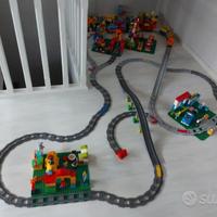 Plastico Lego Duplo città/ferrovia