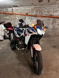 Honda Africa Twin ES 2024