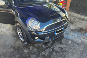 Mini jcw 211cv