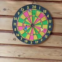 bersaglio per tiro a segno con 3 freccette 