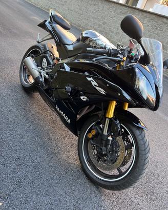 Yamaha YZF R6
