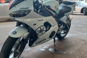 Yamaha r6