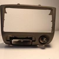 Mascherina 2DIN per TOYOTA YARIS 1999-2005