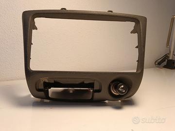 Mascherina 2DIN per TOYOTA YARIS 1999-2005