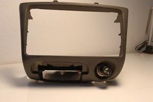 Mascherina 2DIN per TOYOTA YARIS 1999-2005