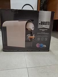 Macchina caffè Bialetti bianca