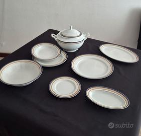 Servizio di Piatti Fine Porcelain Bavaria (Since 1