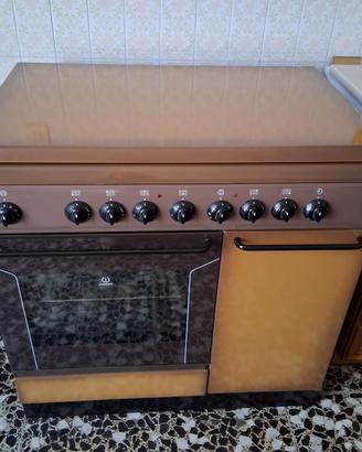 Cucina indesit 90 cm - 4 fuochi + 2 piastre