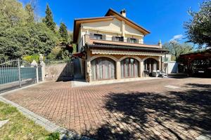 VILLA SINGOLA A CAPRINO VERONESE