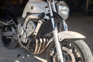 Yamaha fz6 per ricambi