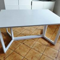 Cinsole/scrivania/tavolo.