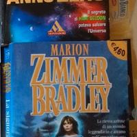 due libri fantascienza