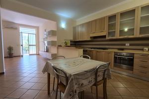 Ben arredato e climatizzato, vicino al centro