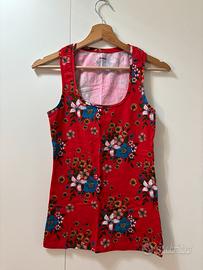 Canotta floreale rossa