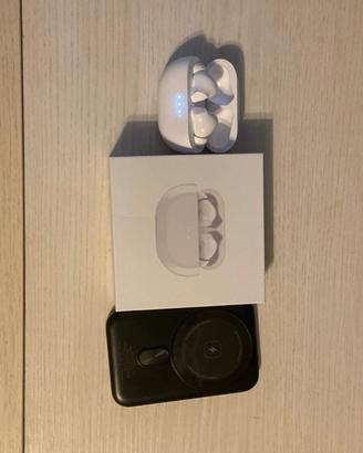 Auricolari nuovi + powerbank incluso