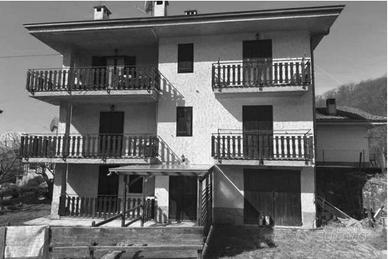 Immobile in asta di 89 m² con 3 locali e box auto 