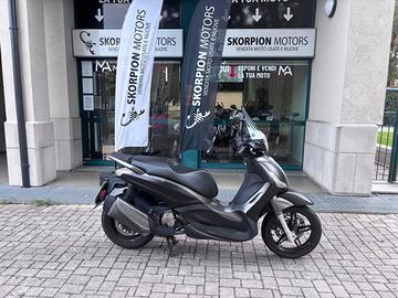 Piaggio Beverly 350 Sport Turing Abs