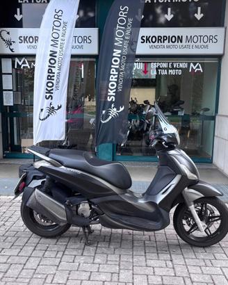 Piaggio Beverly 350 Sport Turing Abs