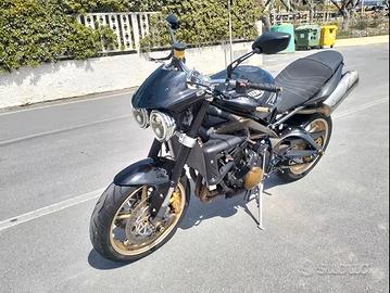 Triumph Street Triple - 2010