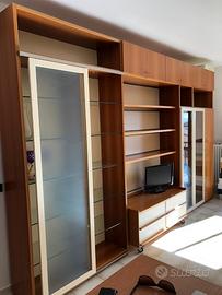 Parete attrezzata In legno