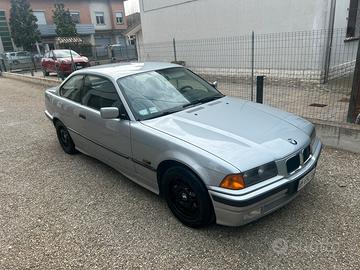 BMW E36 318IS