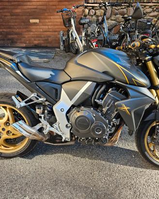 Honda CB1000R Extreme Gold edition
