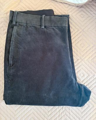 Pantalone in velluto Uniqlo