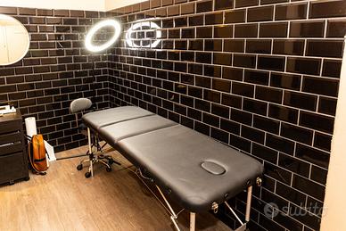 Postazione a tatuatori/estetiste