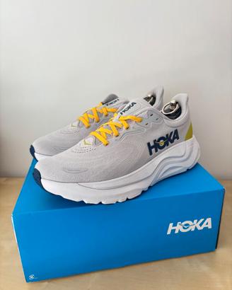 Hoka Arahi 8