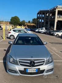 Mercedes Benz classe C 220 Coupé