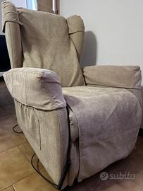 Poltrona elettrica alza persona