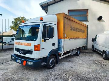 Nissan Atleon KM 271.000 Gancio Traino