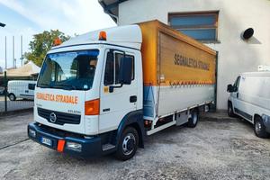 Nissan Atleon KM 271.000 Gancio Traino