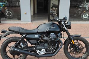 Moto Guzzi V7 IV Stone