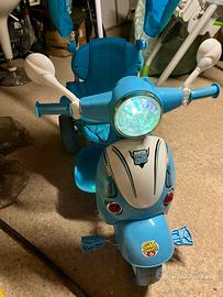 Triciclo assistito con luci e suoni