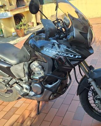 Honda Transalp 700 del 2013