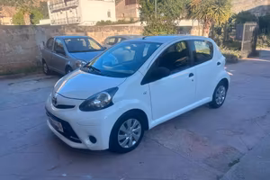 TOYOTA AYGO 1.0 68CV 2012 EURO 5 FULL BENZINA
