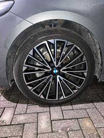 Gomme estive 225/45/19 W