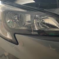 Fanale anteriore destro Opel corsa