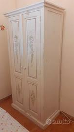 Armadio e cassettiera Tirolesi in legno massello