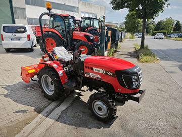 Trattore VST 918 con fresa FMA 105