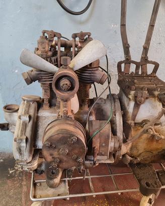 antico motore puch 1920
