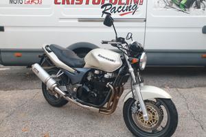 Kawasaki ZR 7